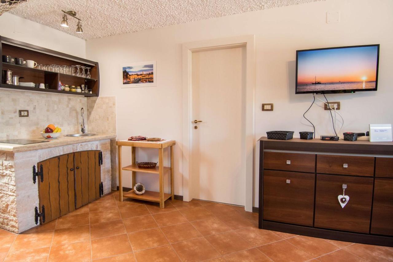 Alek Apartment Novigrad  Bagian luar foto