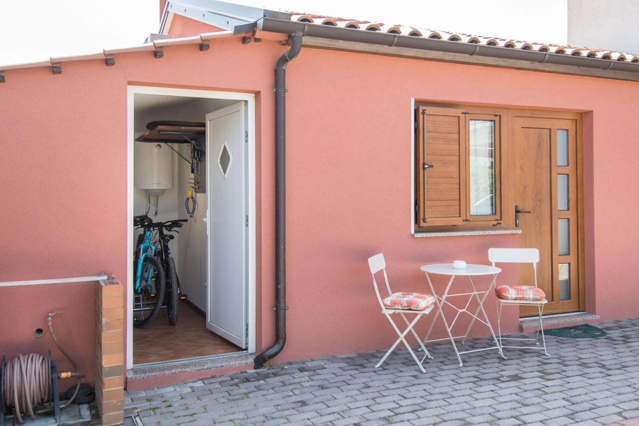 Alek Apartment Novigrad  Bagian luar foto
